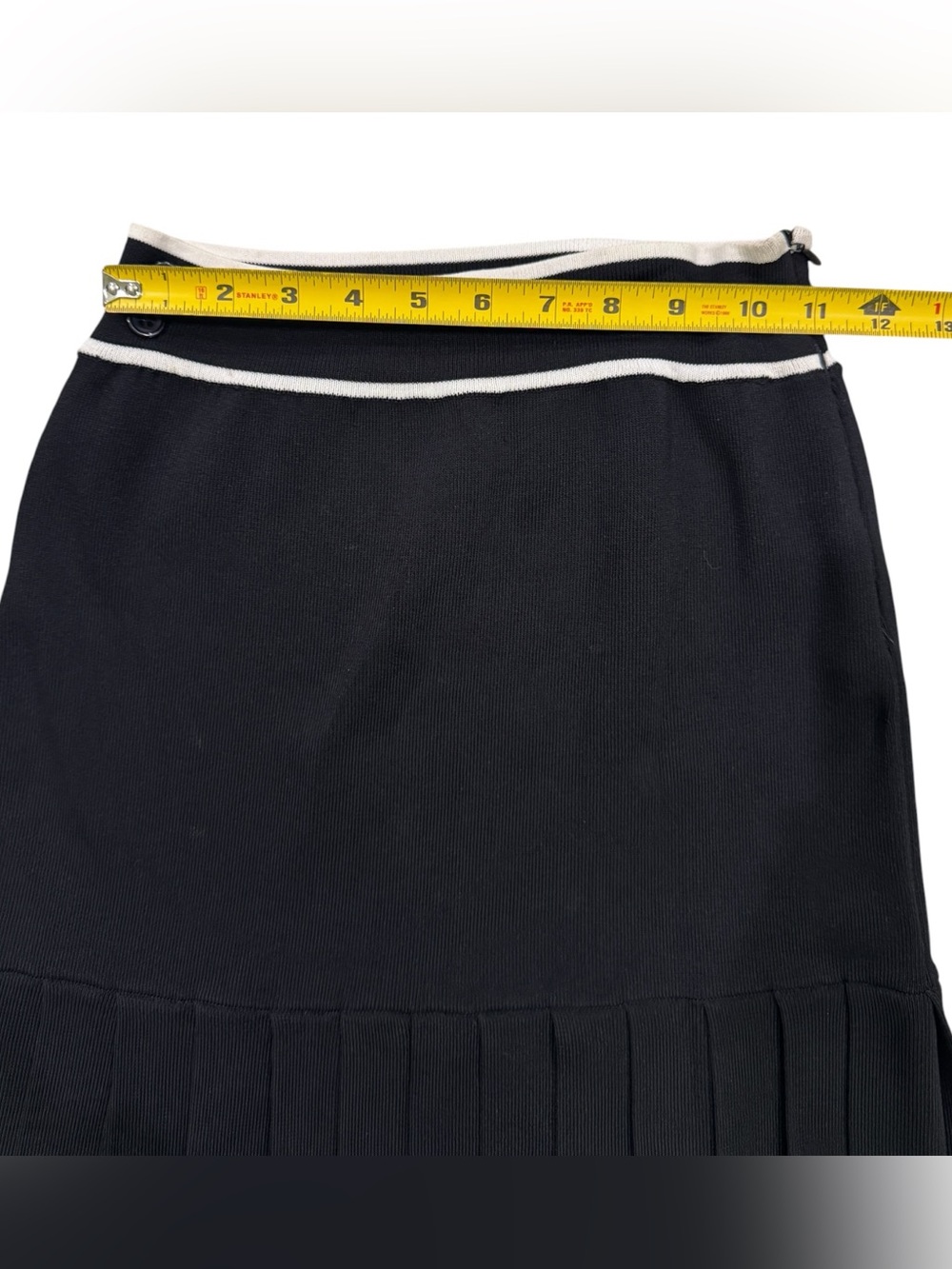 NEW! Vertigo Paris Black & White Pleated Knit Skirt Size Small - Picture 3 of 6